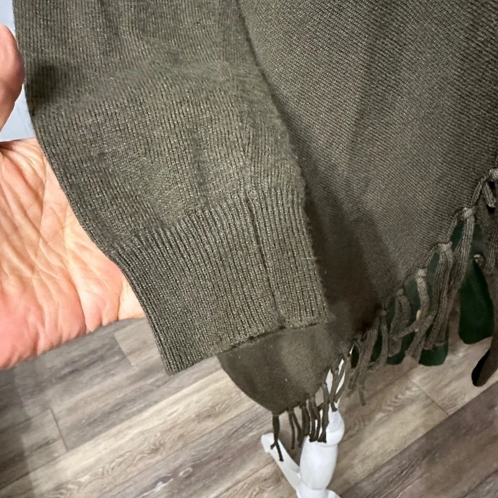 #20)  She + Sky Olive green wrap fringe cardigan Size S